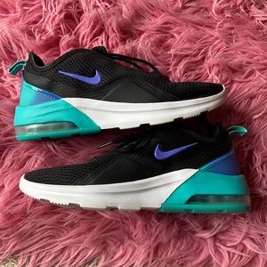 Brand-Nike Size-7.5 Women